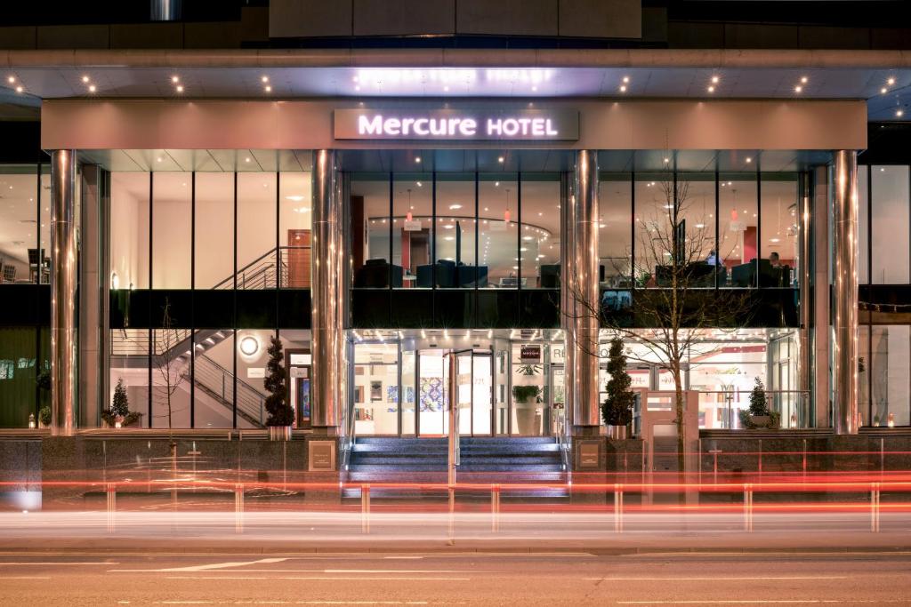 mercure hotel cardiff